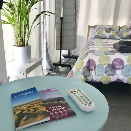 Flatguest - Glass House Casa vacanze